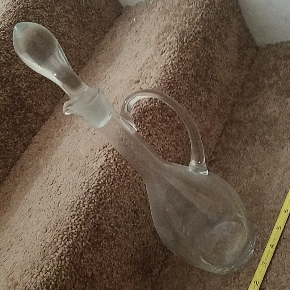 Decanter, vintage, cut class